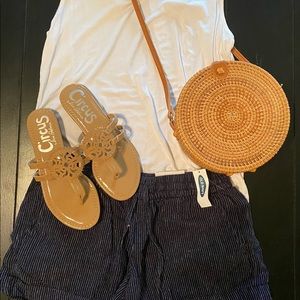 New with tags Old Navy Linen shorts small